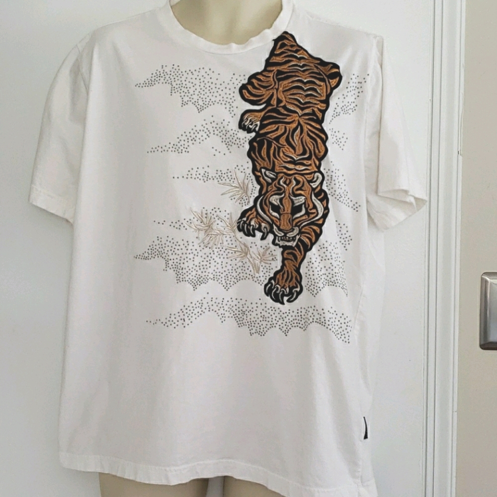 Sean John Tiger Shirt Size L
